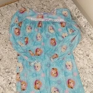 Long sleeve girls nightgown frozen